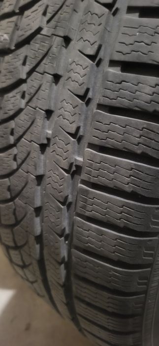 Зимни гуми Nokian 215/55/17 - 2бр.