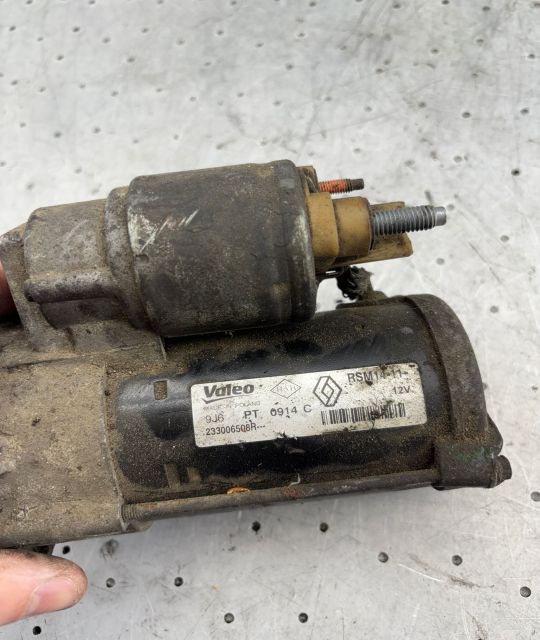 Electromotor 233006508R Dacia Dokker prima generatie (facelift)