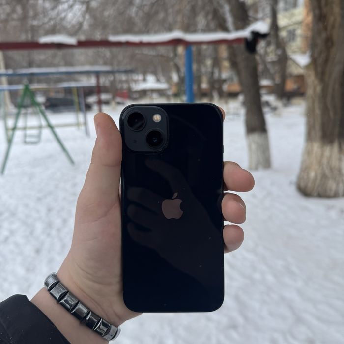 Продам айфон 13 идеальный
