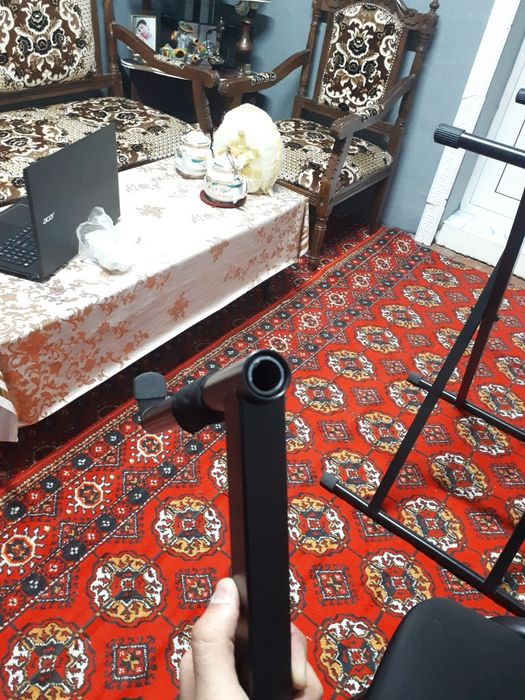 Стойка для синтезатор