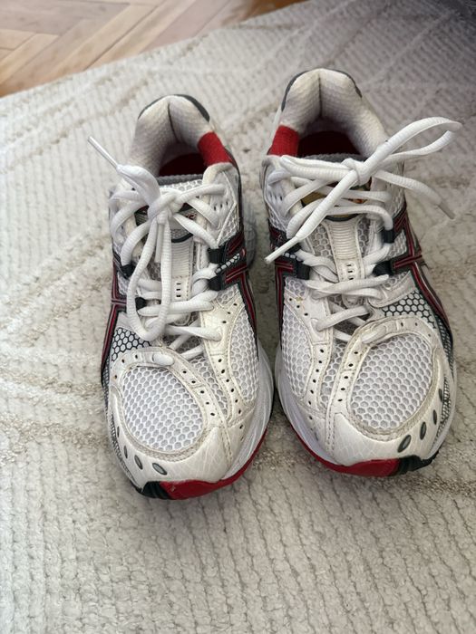 Маратонки Asics 38н