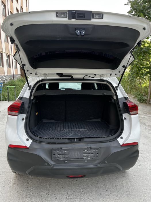 Trecker 2 LTZ sotiladi