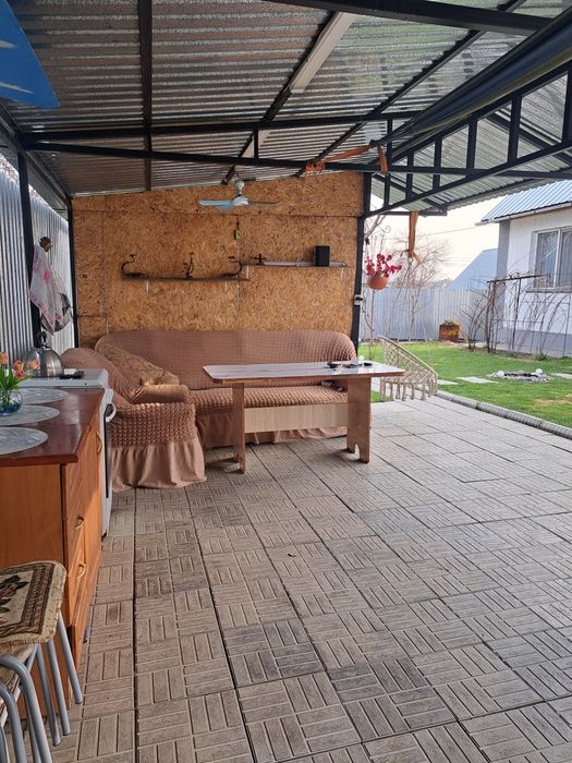 Продам 2 дома на одном участке