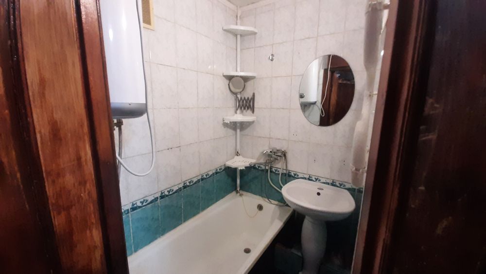 Сдам 4 комнатную квартиру