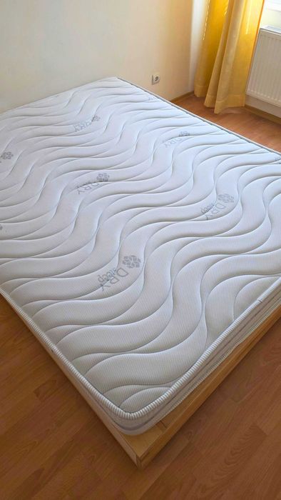 IKEA MANDAL 160x200 + матрак iSleep Duosense – отлично състояние