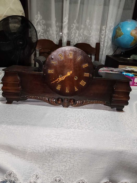 Ceas vintage de șemineu
