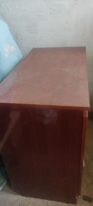 Продам тумбочку под телевизор