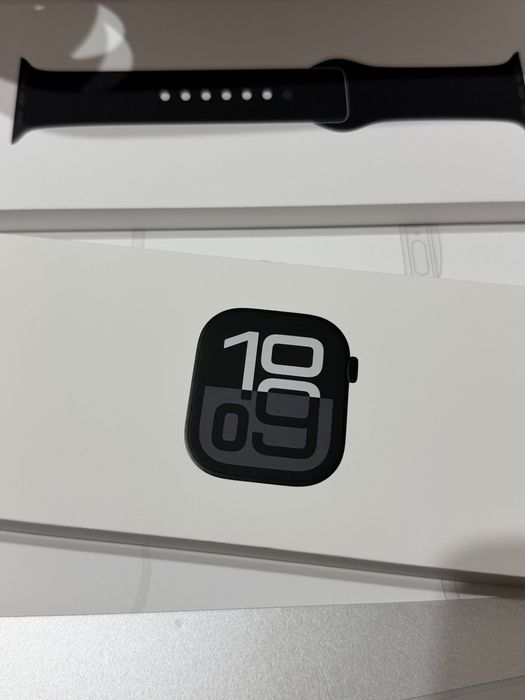 Apple Watch 10 / 46 мм.