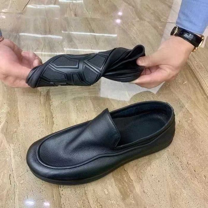 Мужская модная повседневная обувь.
