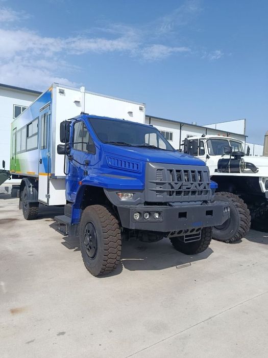 Продам Урал вездеход вахтовая с кондиционером !!