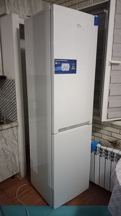 Холодильник beko