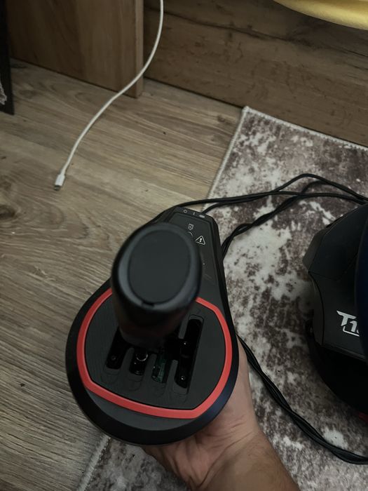 Thrustmaster t150 + shifter + logitech педали