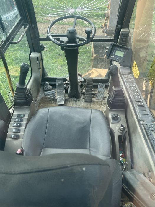 Excavator pe roti case wx185