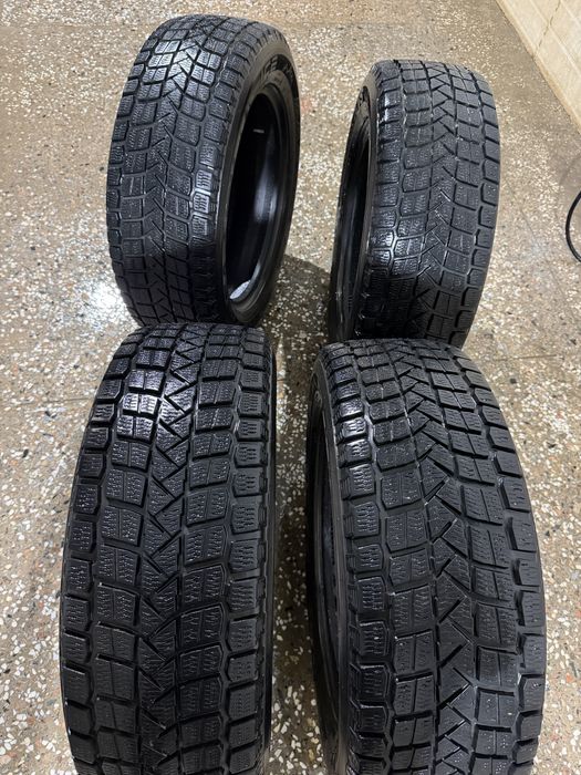 Зимние шины Maxxis 235/60/18