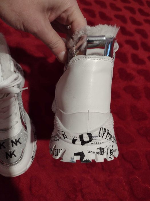 Нови дамски зимни боти