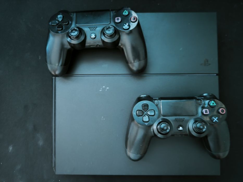 Продам ps4 fat 500 gb