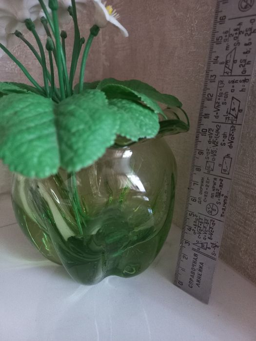 Вазочка для цветов