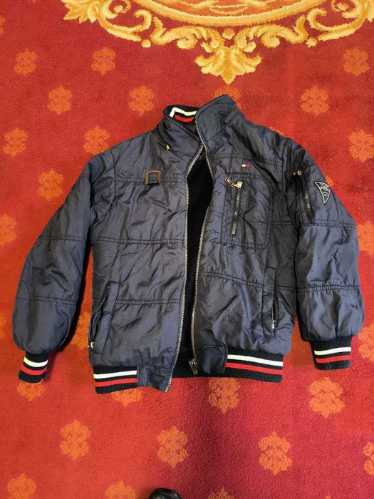 Детский Ветрофка курткача қишки ичи начосли тезда сотилади 10-12 ёш