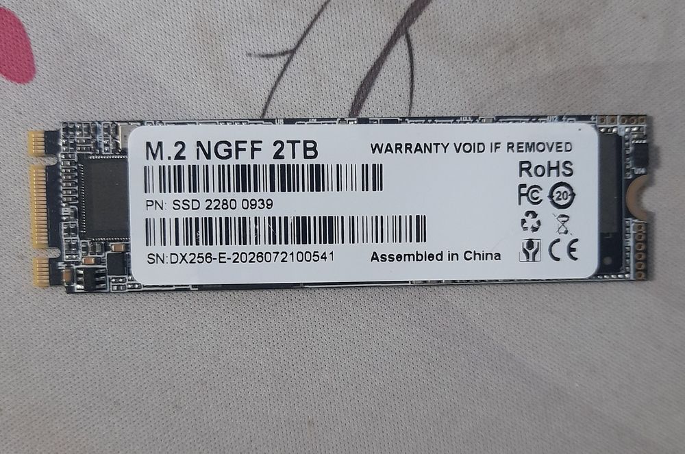 M2 Sata. 2Tb. Новые.