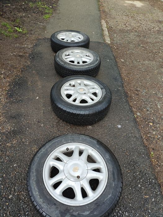 Jante cu anvelope de iarna