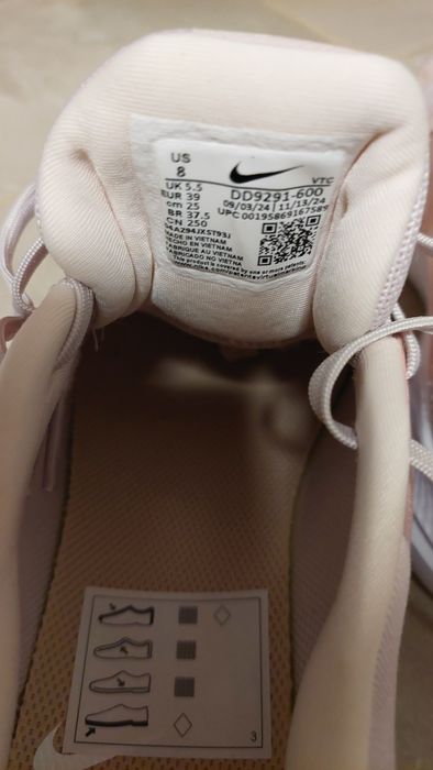 Nike-дамски  маратонки No 39
Обувки за бягане Quest 5 Low-Top Road, Пр