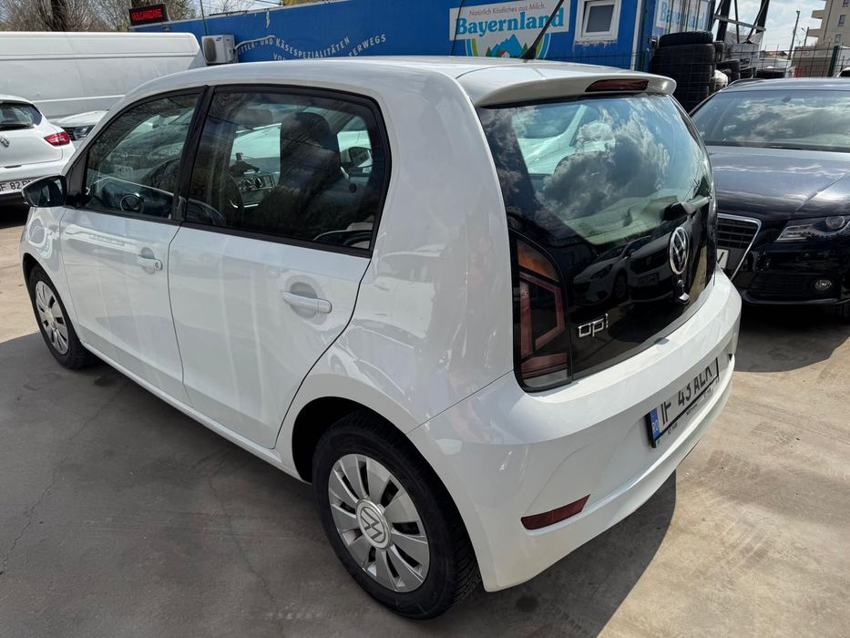 Volkswagen up! Volkswagen UP! 1.0 BMT MPI Move
