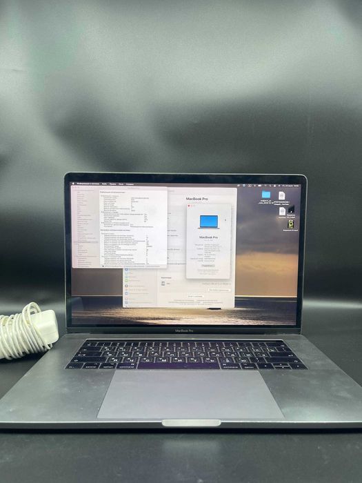 Apple MacBook Pro 15'' (2017)