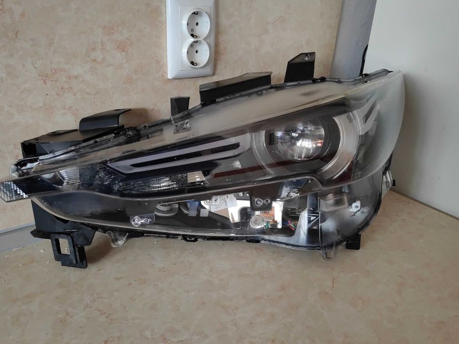 Фар Mazda CX5 FULL LED 17-22г. ляв / Фар Мазда ЦХ5 Оригинален