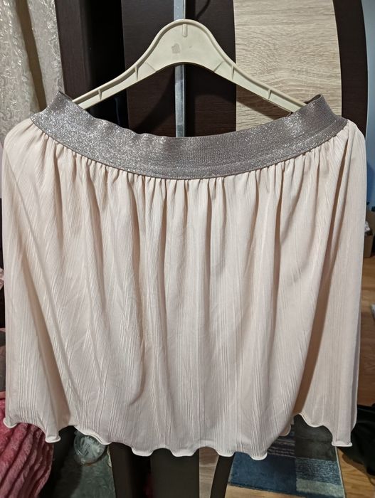 Fustă crem mătăsică răcoroasă