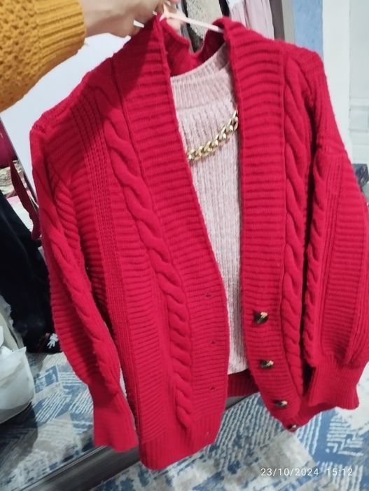 Cardigan juda chiroyli