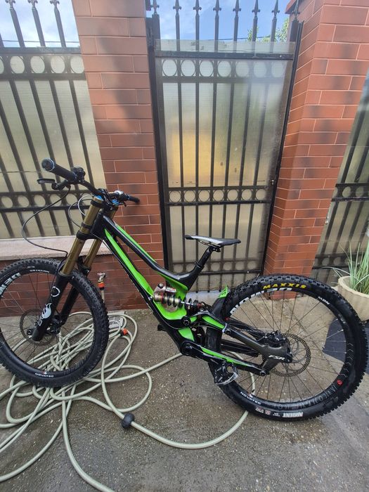 specialized demo 8