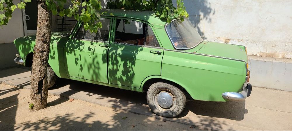 Maskvich 412 sotiladi holat o'rta