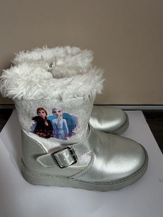 Детски ботуши Елза и Ана 27 номер