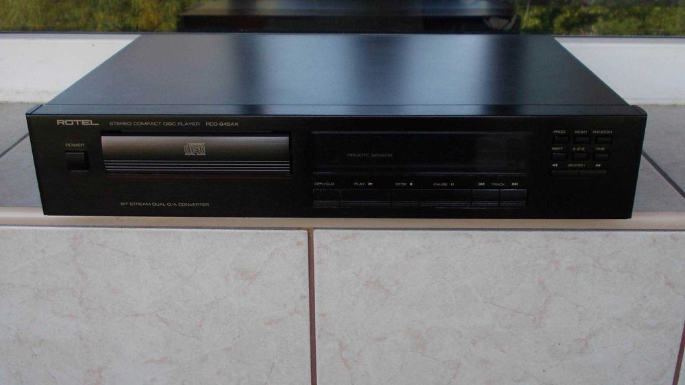 cd player DENON DCD-52 PIONEER PD-4300 Technics SL-P277a ROTEL Rcd-945a telecomanda