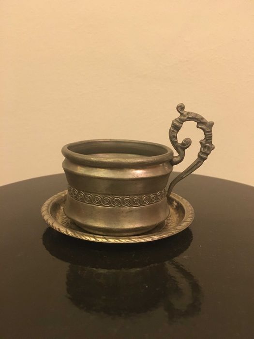 Set cesca si farfurioara metalice w germania marcata bibelou bibelouri