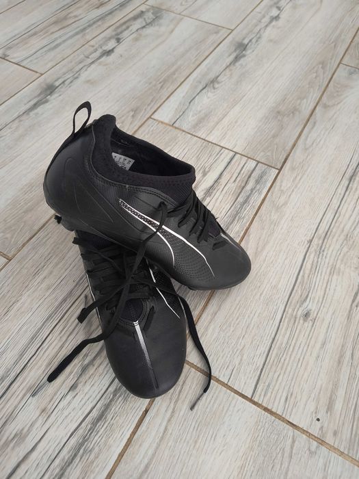 Ghete fotbal Puma mărime 37