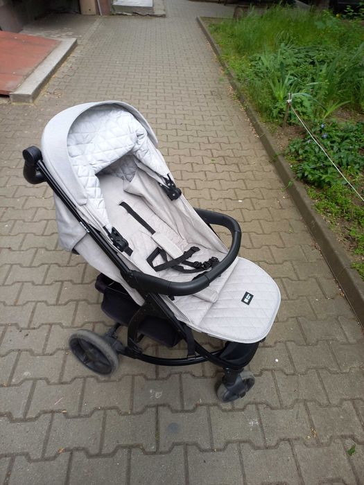 Бебешка количка 3 в 1 добро състояние