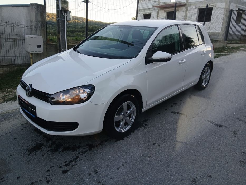 Vw golf 6 ,2010,motor 1,4mpi euro 5 km102000 carte servis