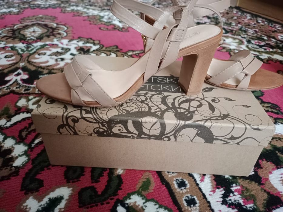 Обувь женская(новая и б/у)