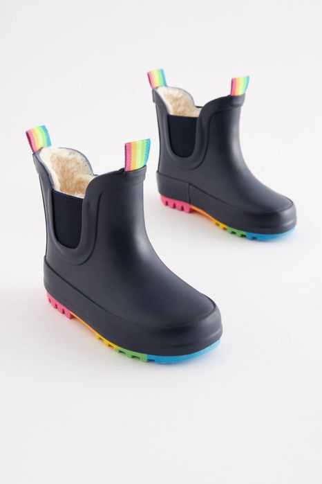 Зимние резиновые сапожки