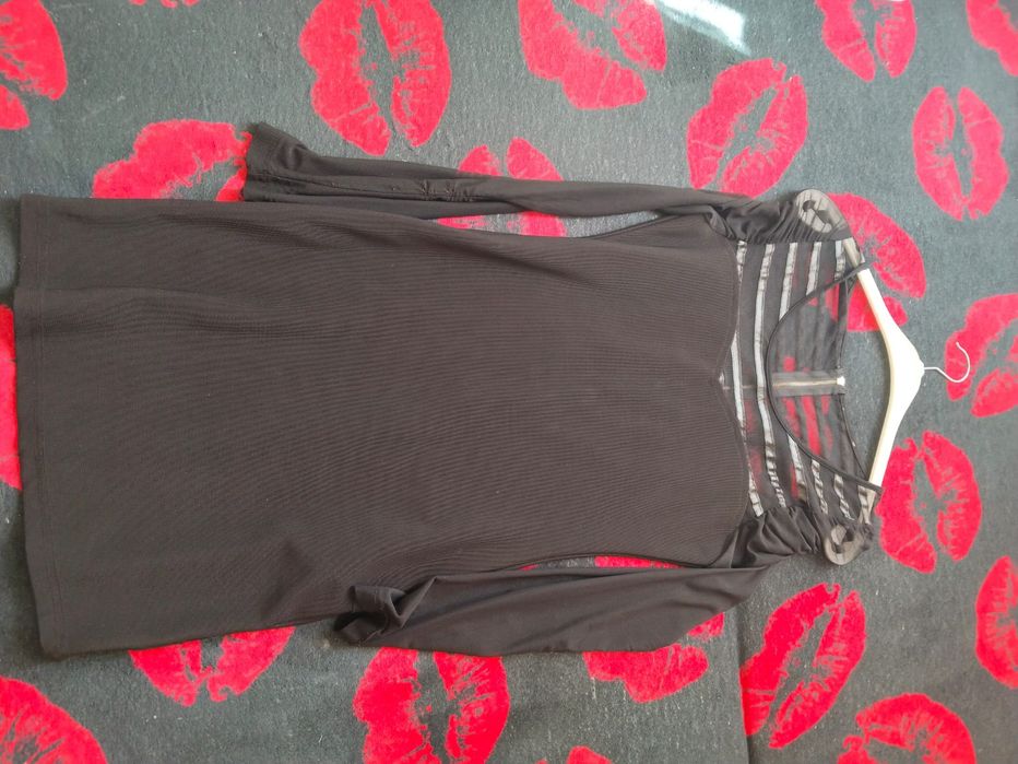 Отдам женские вещи