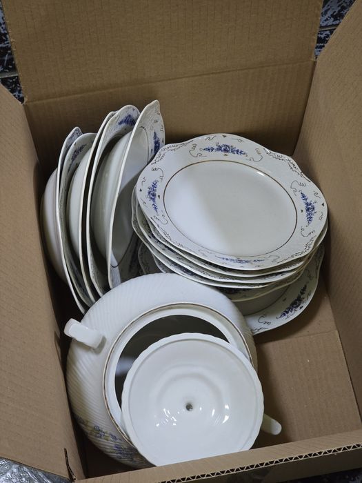 Set farfurii si set pahare - Negociabil