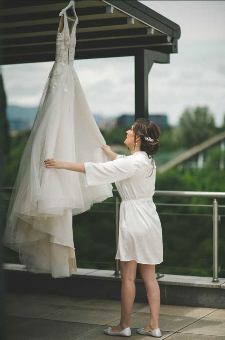 Сватбена рокля..