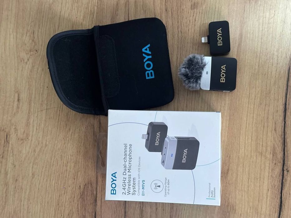 Продам микрофон Boya Lightning