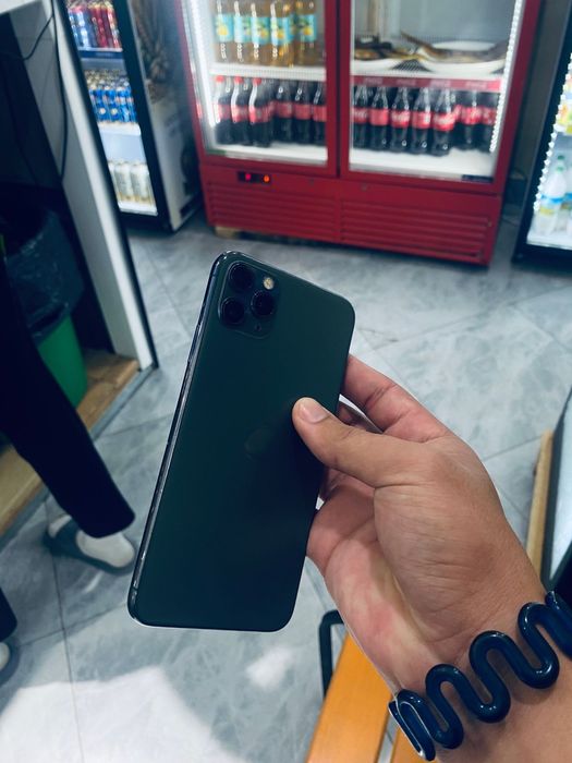iPhone 11 pro ... 60k торг есть