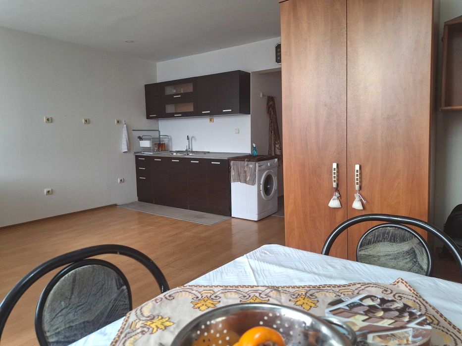 Двустаен апартамент под наем Колхозен пазар Варна