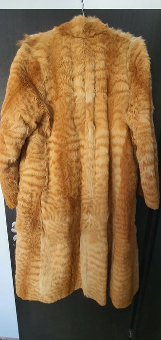 Vând haină blană naturală damă