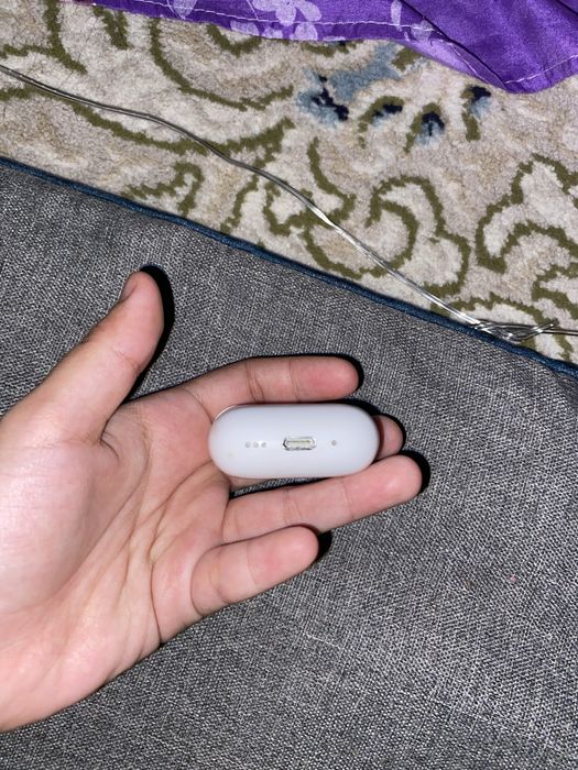 Продам ориг айрподс 4