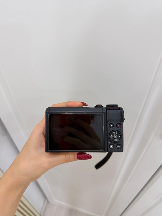 Canon g7x3 почти новый