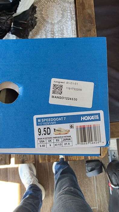 Hoka Speedgoat 7